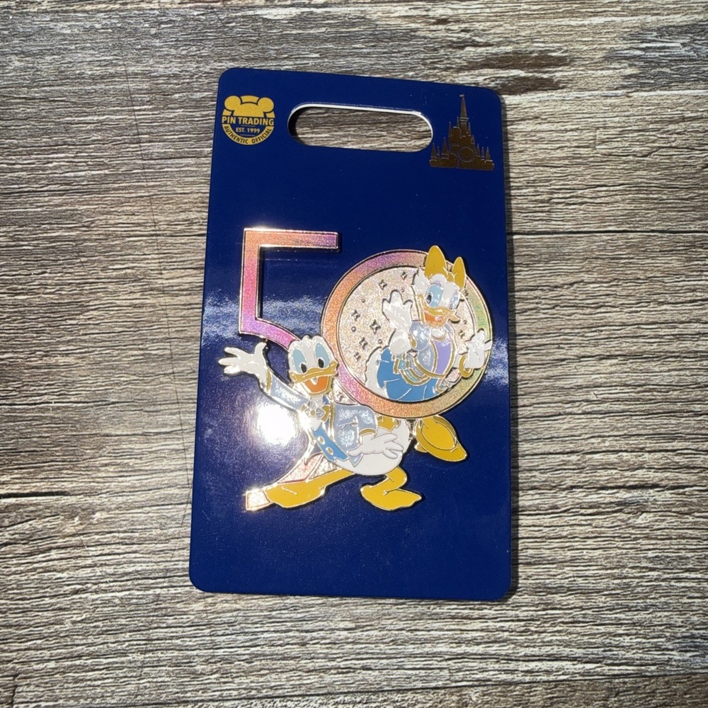 Disney 50th Anniversary Donald And Daisy Duck New With Backing Trading Pin